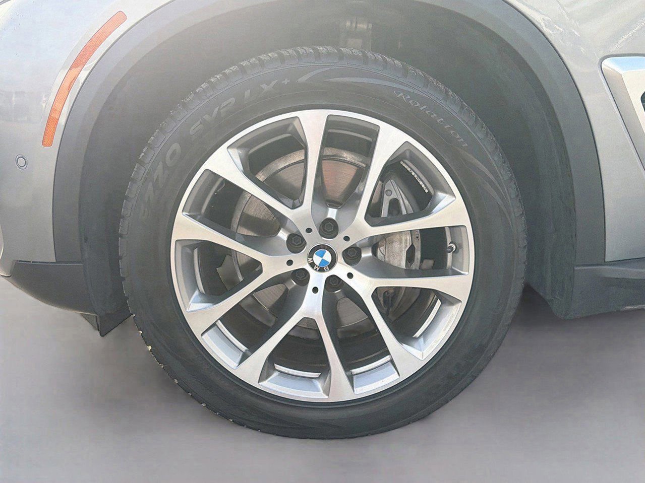Certified 2024 BMW X5 xDrive40i w/ Premium Package AWD/4WD image 43
