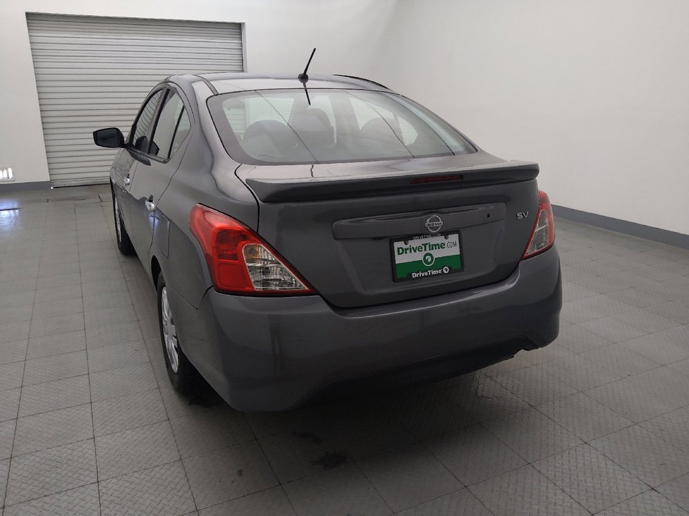 Used 2019 Nissan Versa SV FWD image 6