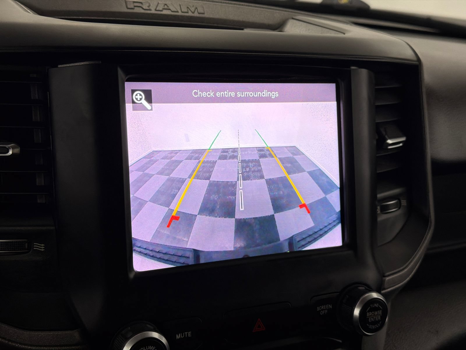 Used 2019 RAM 1500 Tradesman AWD/4WD image 23