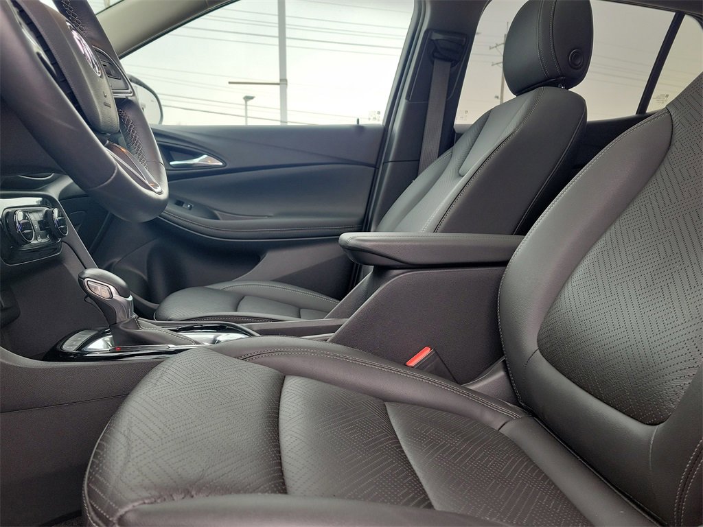 Used 2023 Buick Encore GX Essence w/ Experience Buick Package image 16
