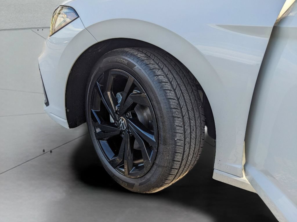 New 2026 Volkswagen Jetta SE FWD image 31