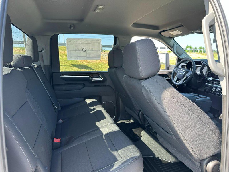New 2025 GMC Sierra 2500 SLE w/ SLE Value Package; image 5