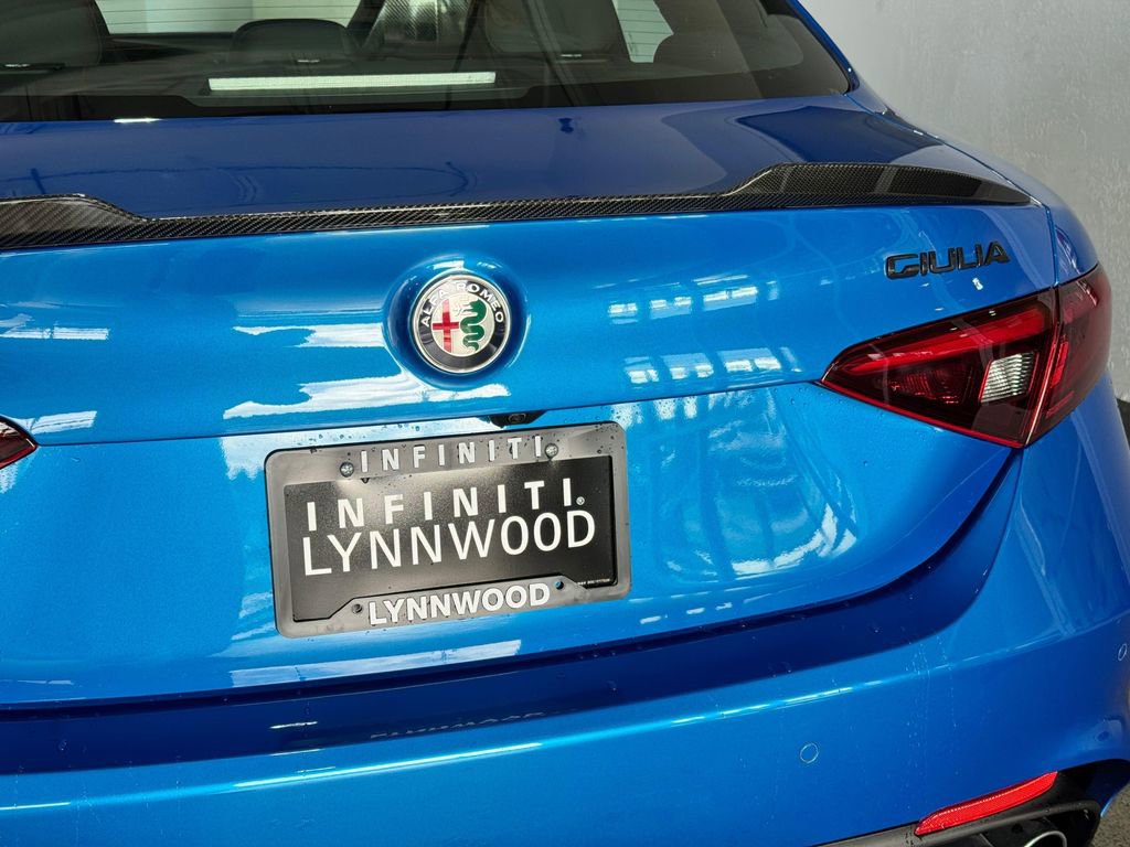 Used 2020 Alfa Romeo Giulia Quadrifoglio image 28