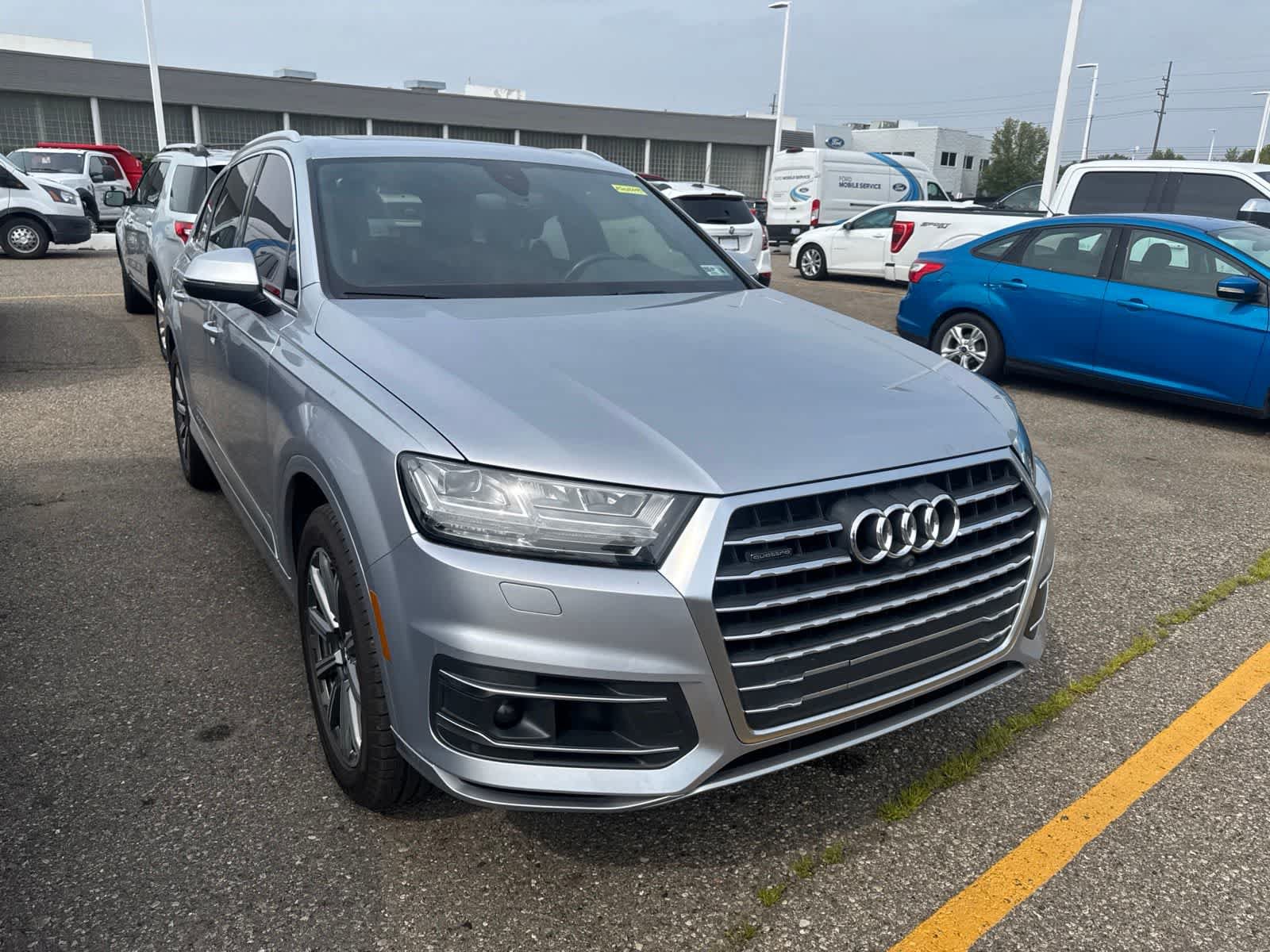 Used 2017 Audi Q7 3.0T Premium Plus w/ Premium Plus Package AWD/4WD image 28