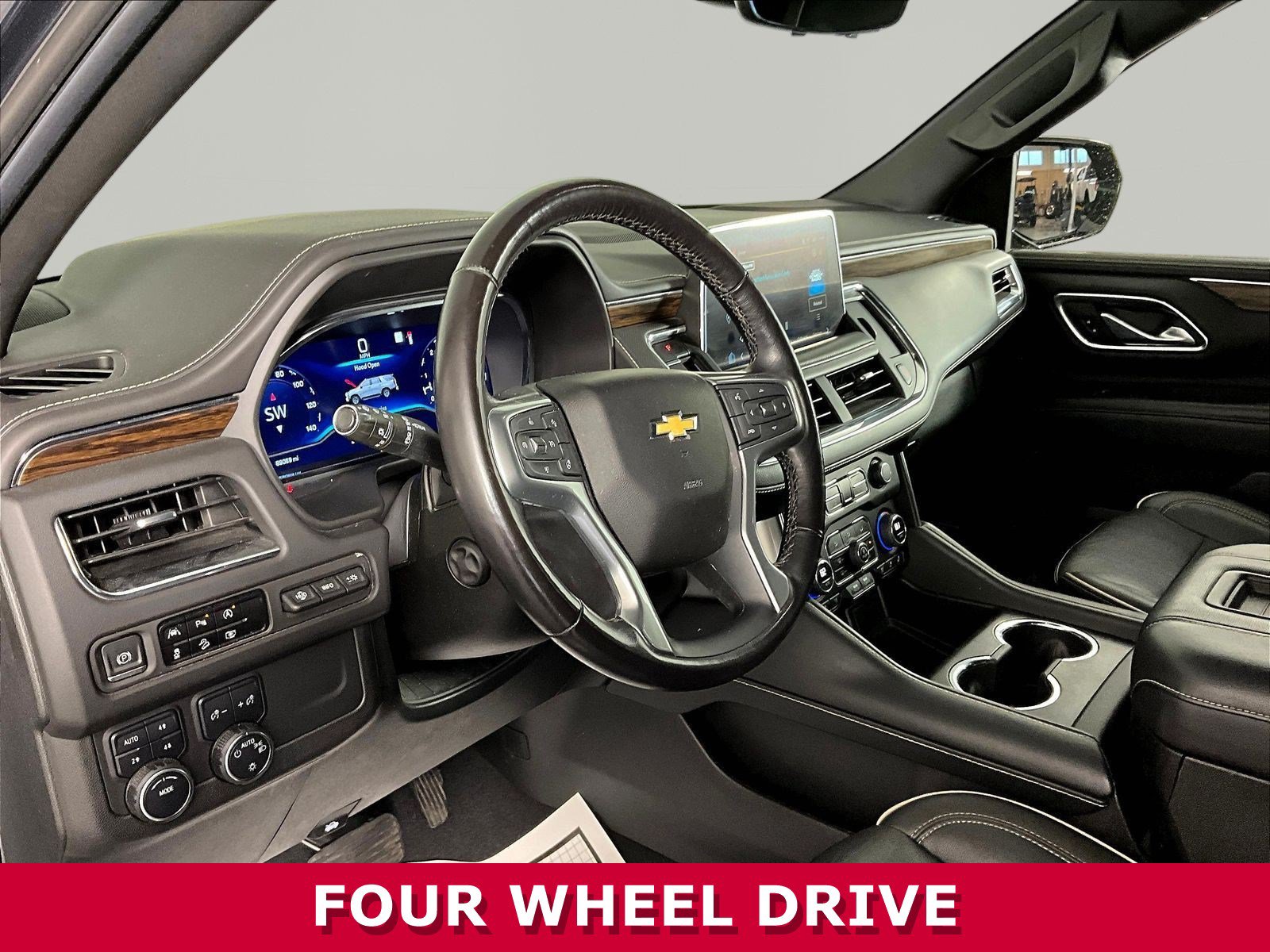 Used 2023 Chevrolet Tahoe Premier AWD/4WD image 15