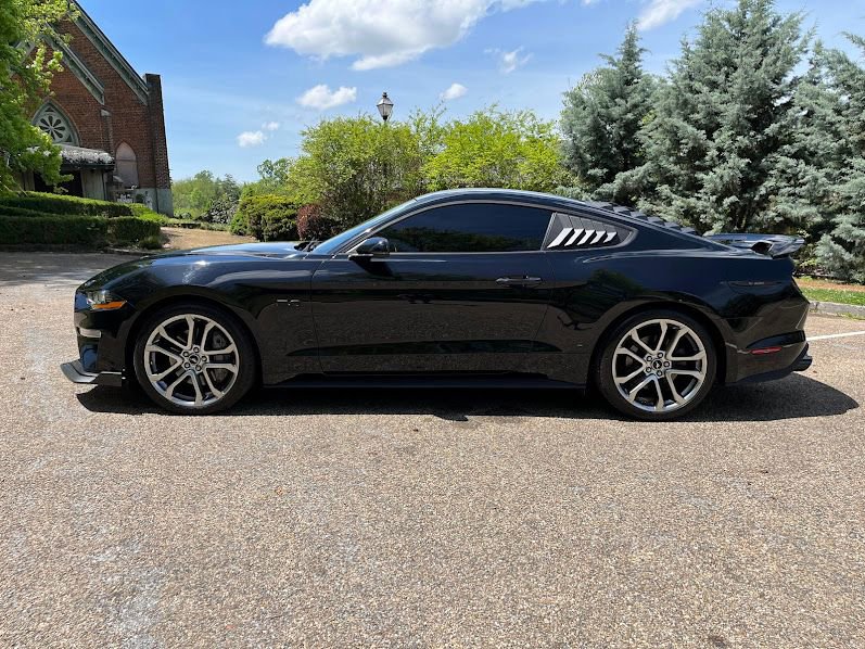 Used 2018 Ford Mustang GT Premium RWD image 22