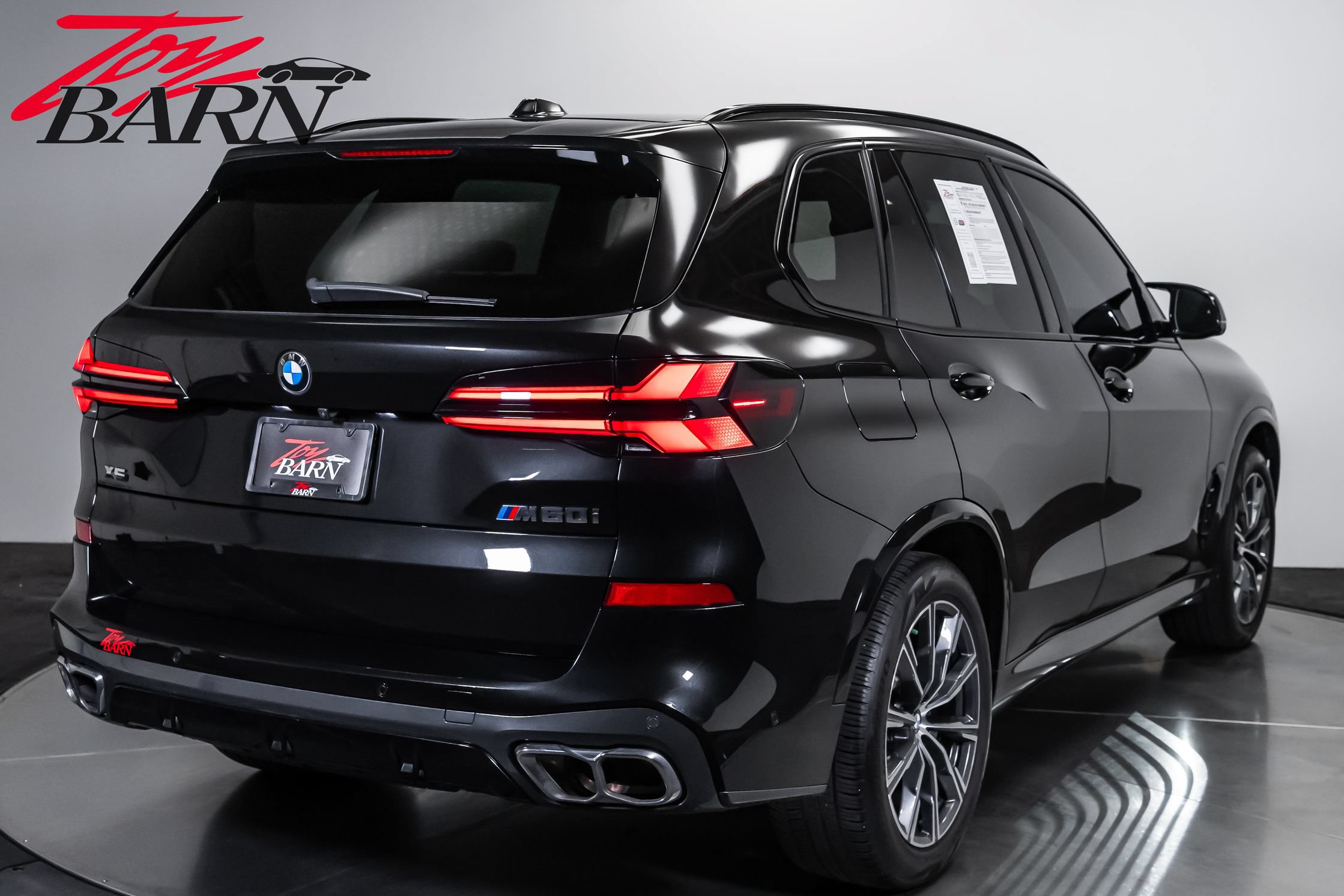 Used 2024 BMW X5 M60i w/ Climate Comfort Package AWD/4WD image 5