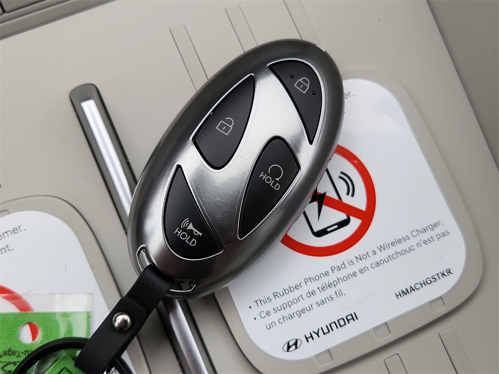 New 2026 Hyundai Santa Fe SE image 33