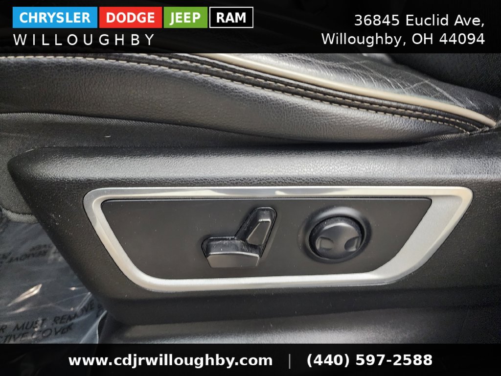 Used 2023 RAM 1500 Laramie AWD/4WD image 16