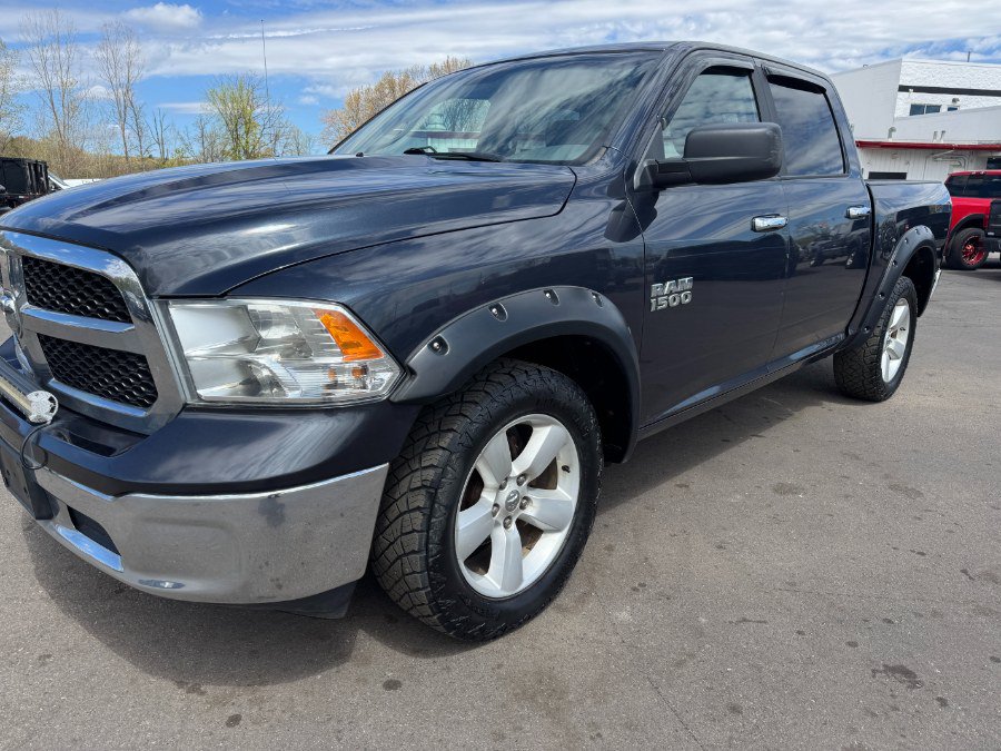 Used 2017 RAM 1500 Classic SLT AWD/4WD image 9