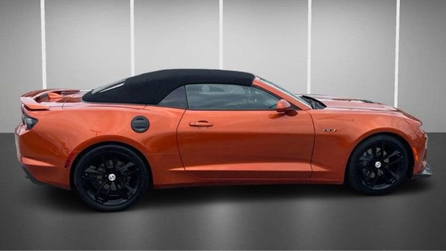 Used 2023 Chevrolet Camaro LT w/ Design Package 2 RWD image 7
