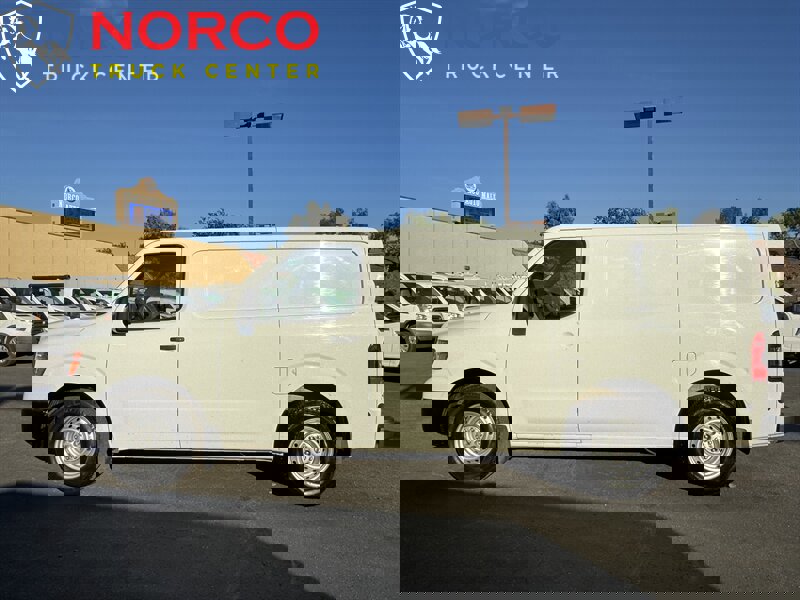 Used 2018 Nissan NV 1500 S w/ Rear Door Glass Package image 5