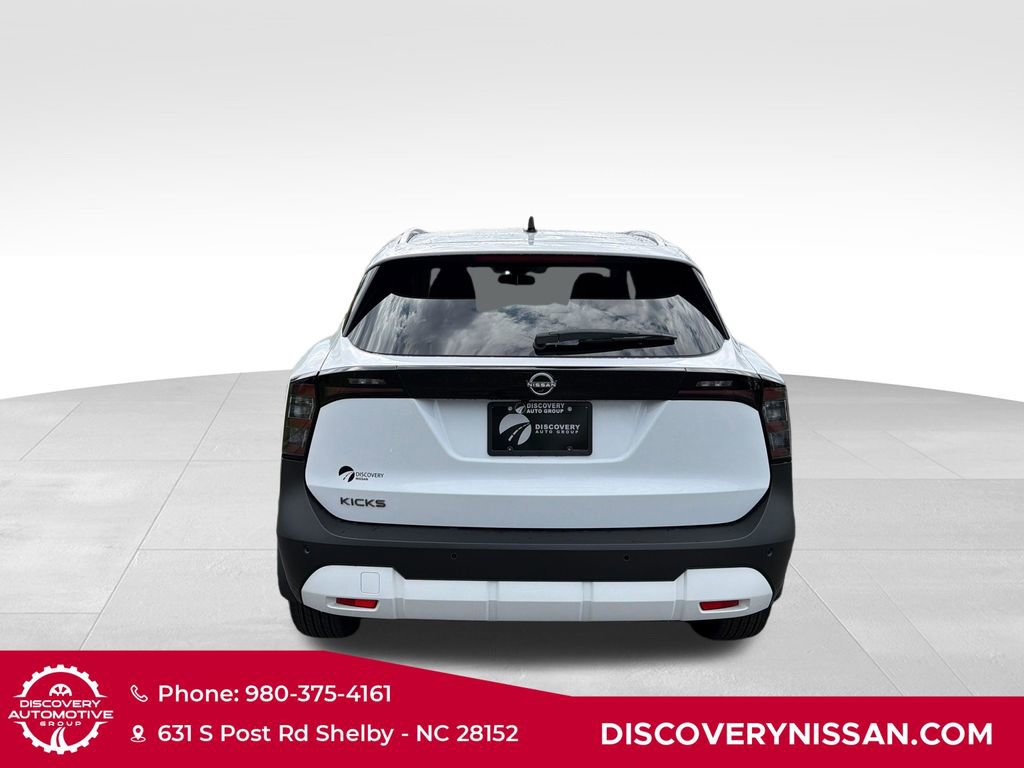 Certified 2026 Nissan Kicks SV FWD image 7