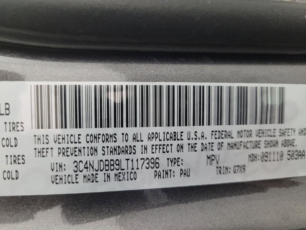 Used 2020 Jeep Compass Latitude image 33