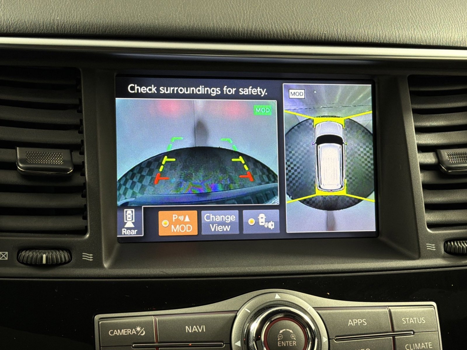 Used 2020 Nissan Armada Platinum w/ Platinum Reserve Package image 19