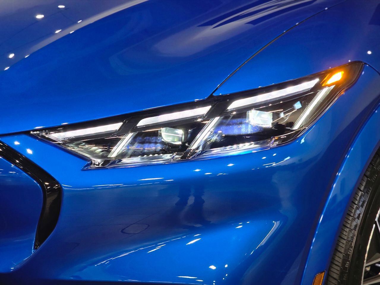 New 2025 Ford Mustang Mach-E Premium image 13