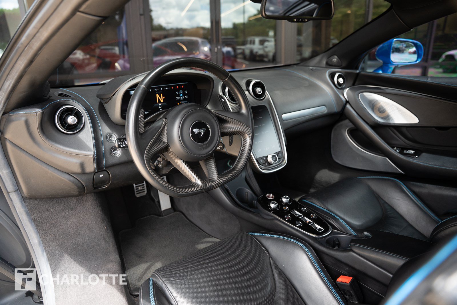 Used 2021 McLaren GT RWD image 4