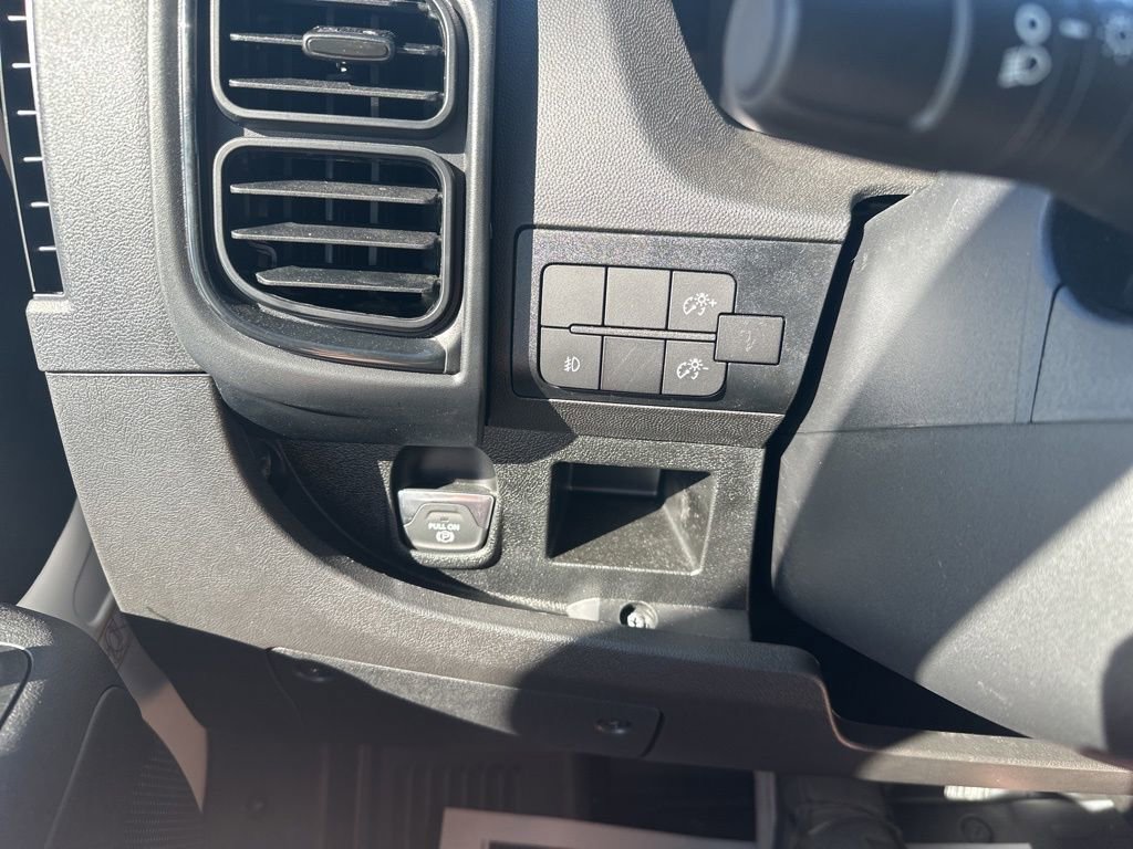 New 2025 RAM ProMaster 2500 w/ Convenience Group image 34