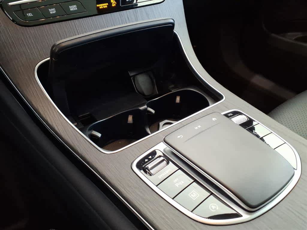 Used 2022 Mercedes-Benz GLC 300 4MATIC image 13