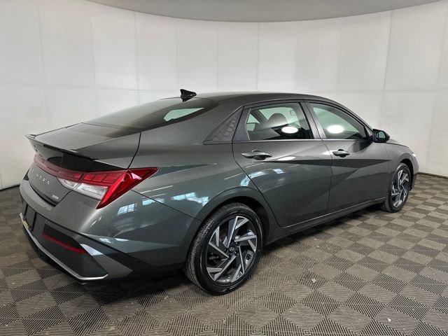 Certified 2025 Hyundai Elantra SEL image 34