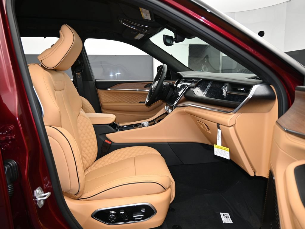 New 2025 Jeep Grand Cherokee L Summit AWD/4WD image 49