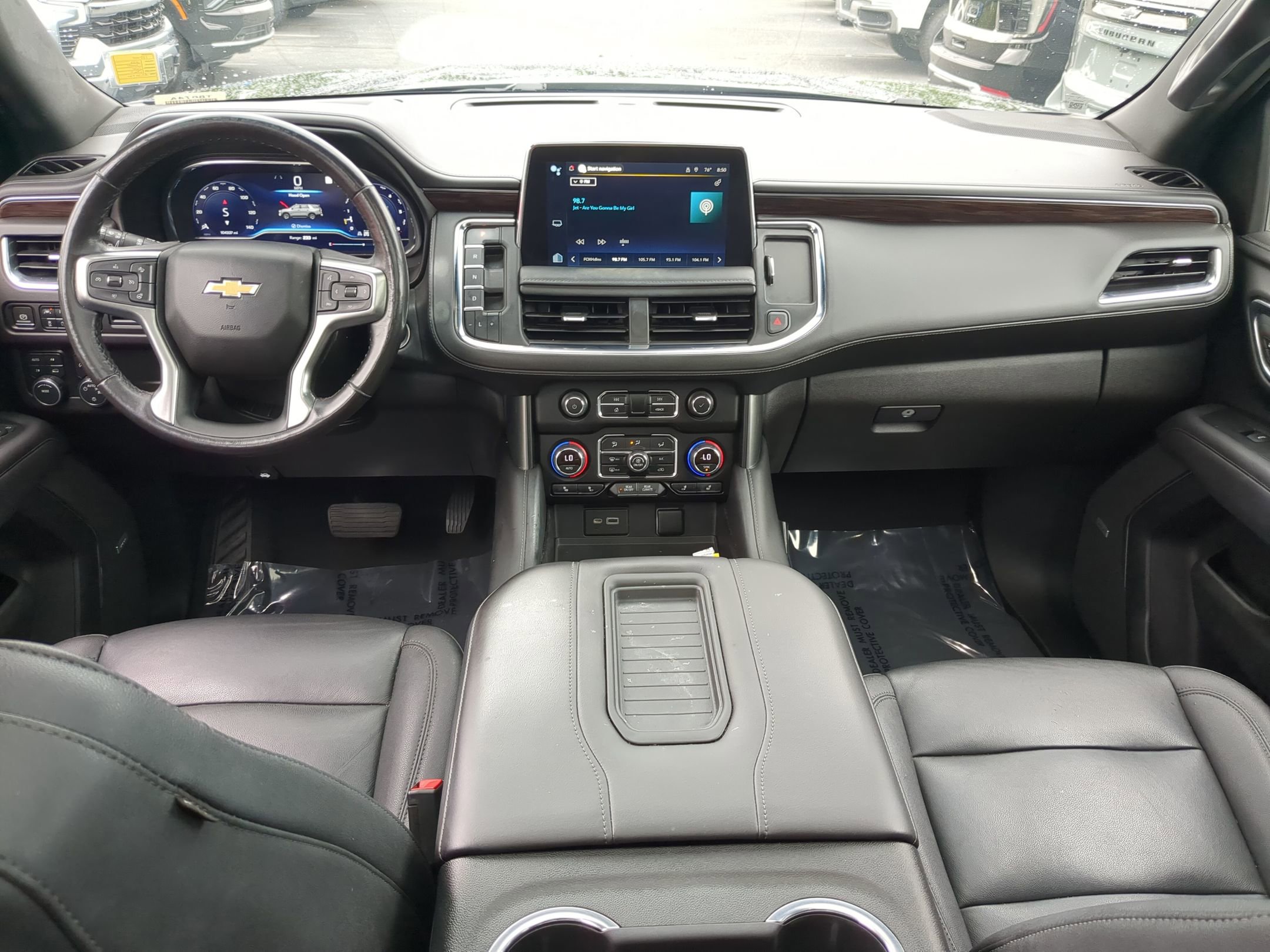 Used 2022 Chevrolet Tahoe LT w/ Luxury Package AWD/4WD image 29