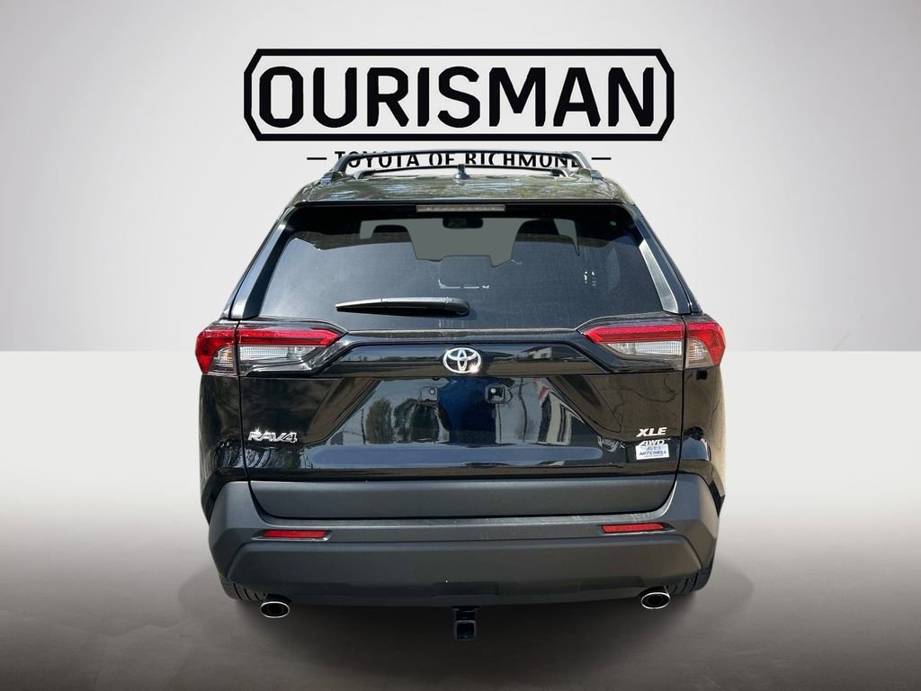 Certified 2022 Toyota RAV4 XLE Premium image 4