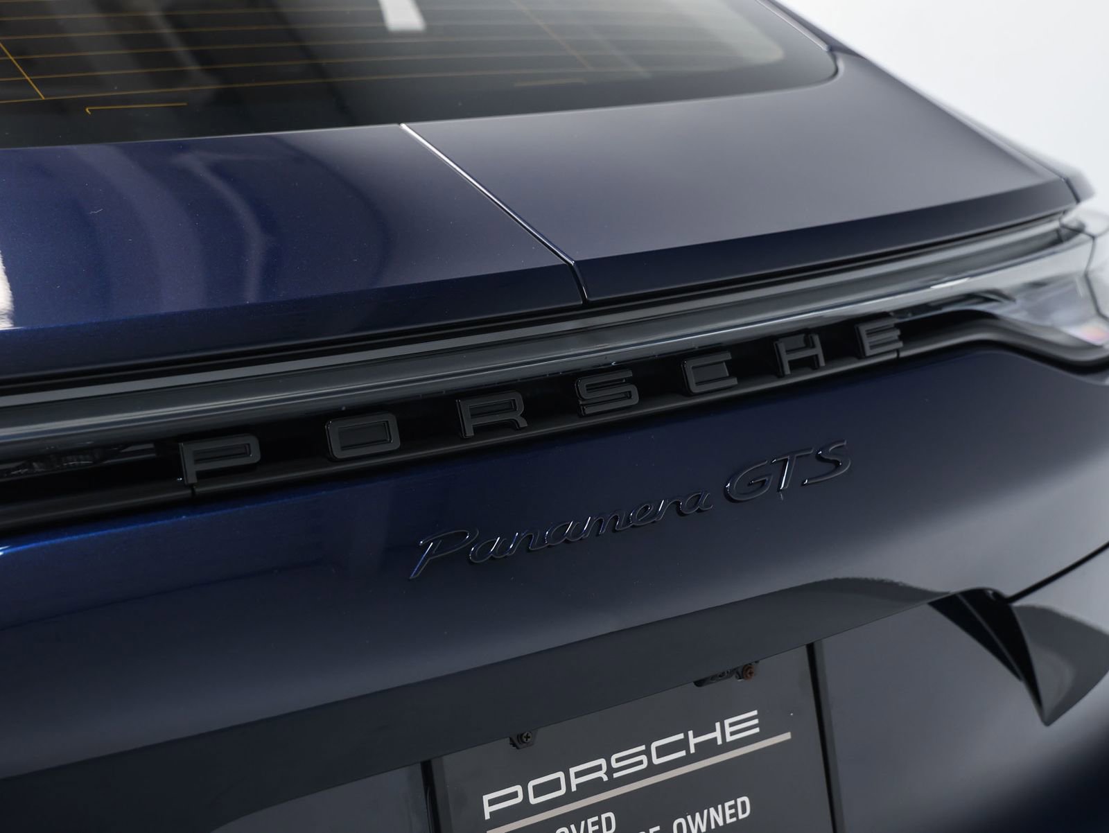 Used 2023 Porsche Panamera GTS image 24