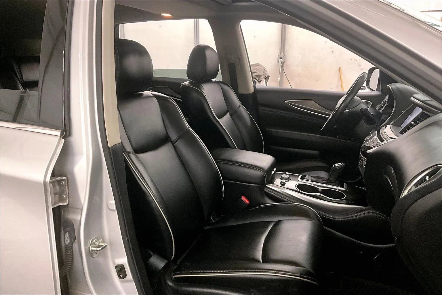 Used 2019 INFINITI QX60 Luxe image 7