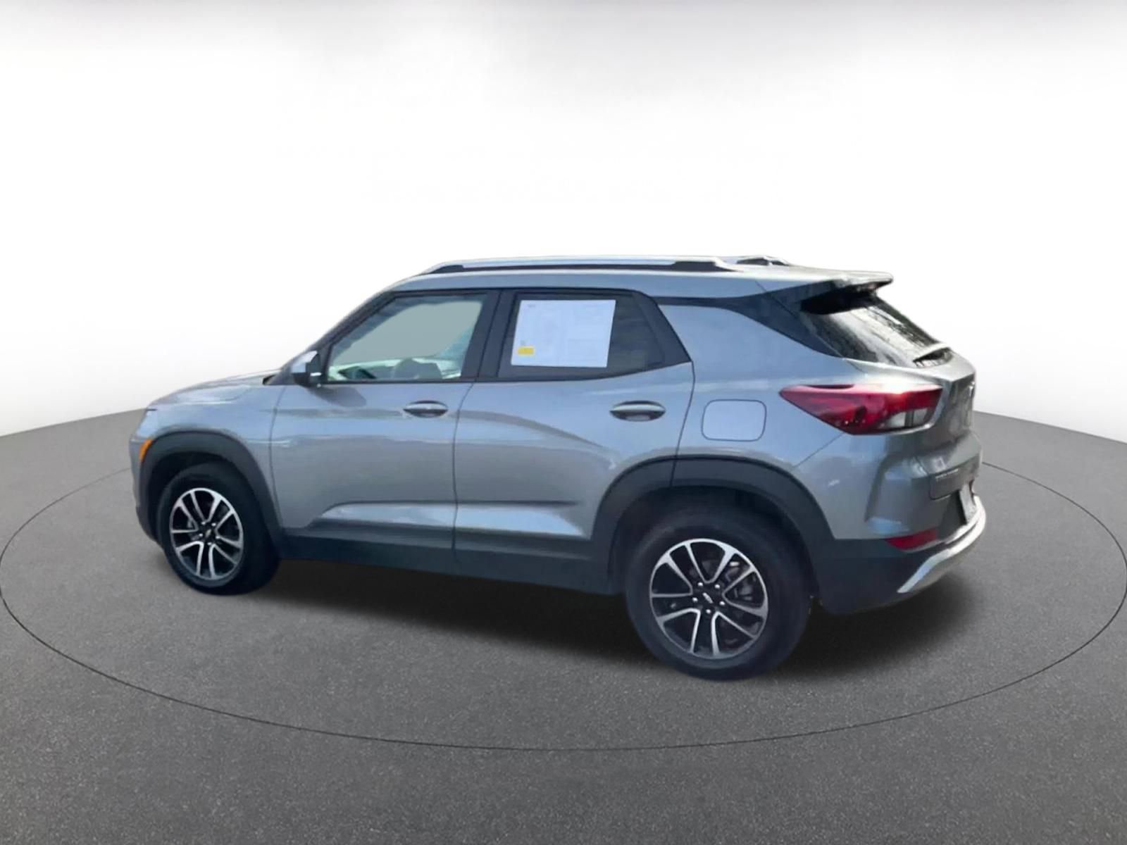 Used 2025 Chevrolet TrailBlazer LT image 10