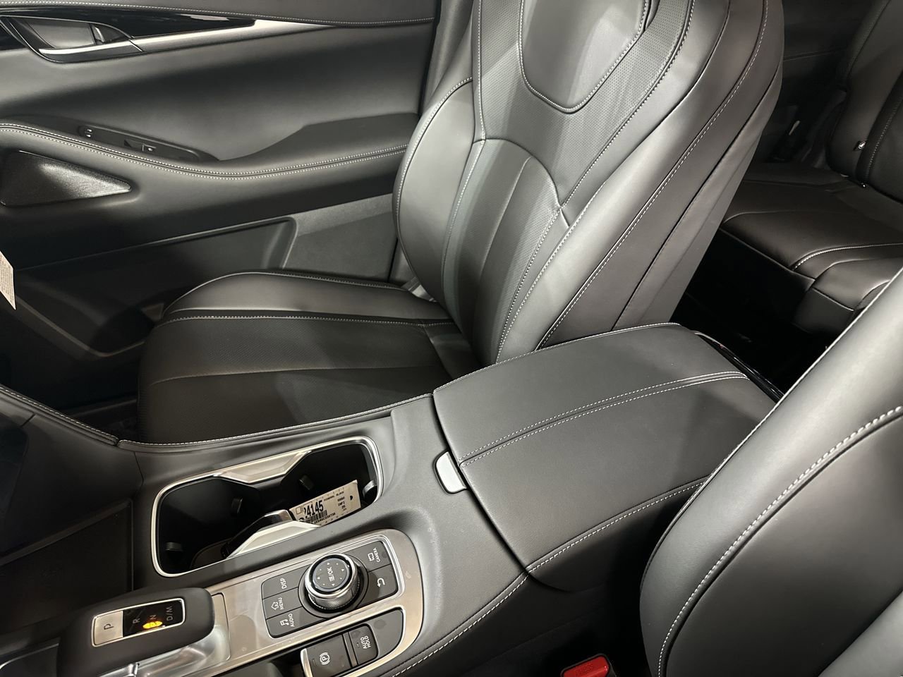 Certified 2025 INFINITI QX60 Pure image 56