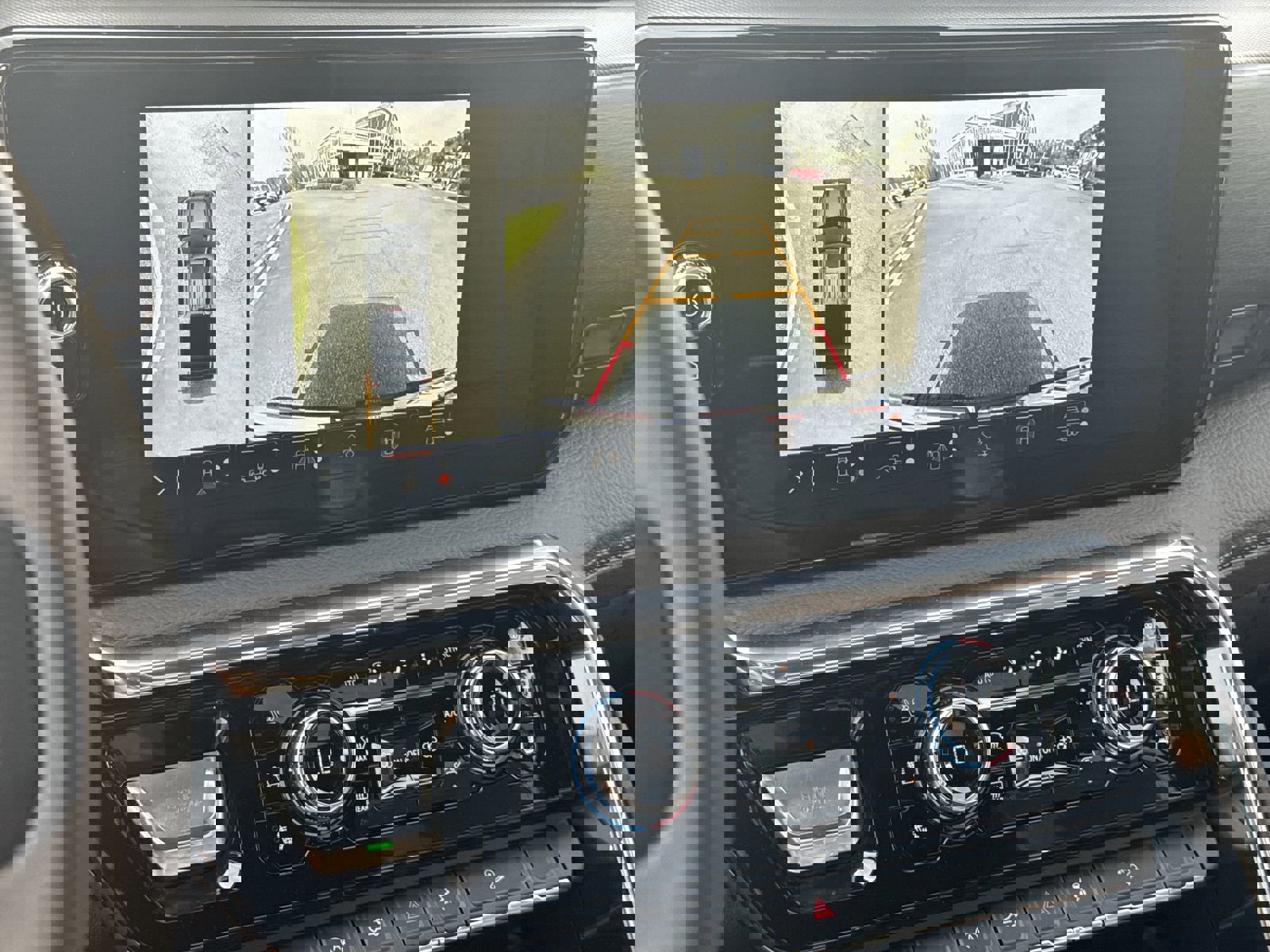 Used 2025 GMC Sierra 1500 Denali w/ Denali Reserve Package image 25