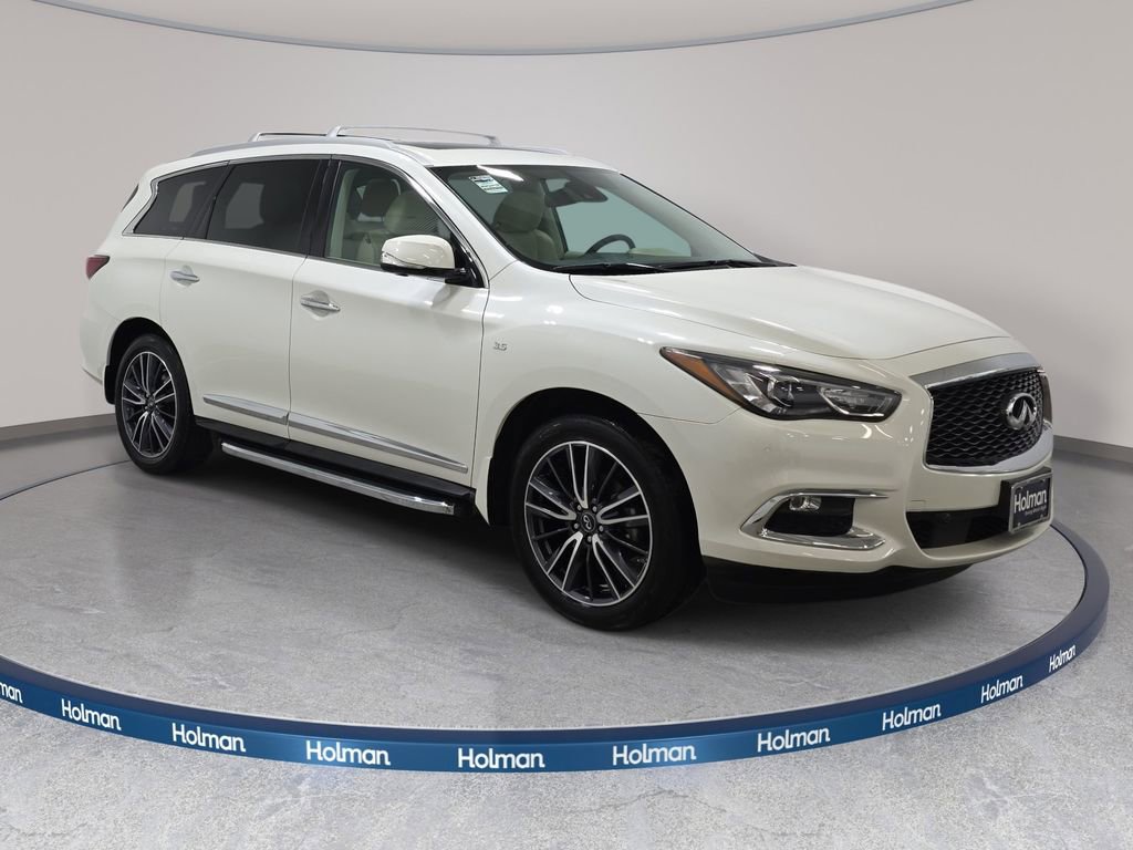 Used 2019 INFINITI QX60 Luxe w/ Sensory Package image 4