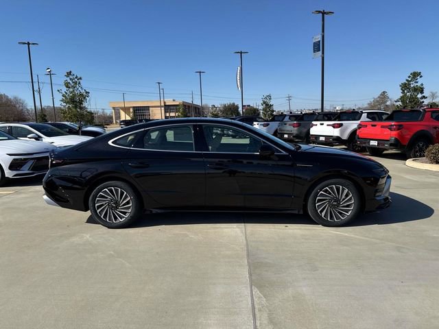 New 2026 Hyundai Sonata Limited image 11