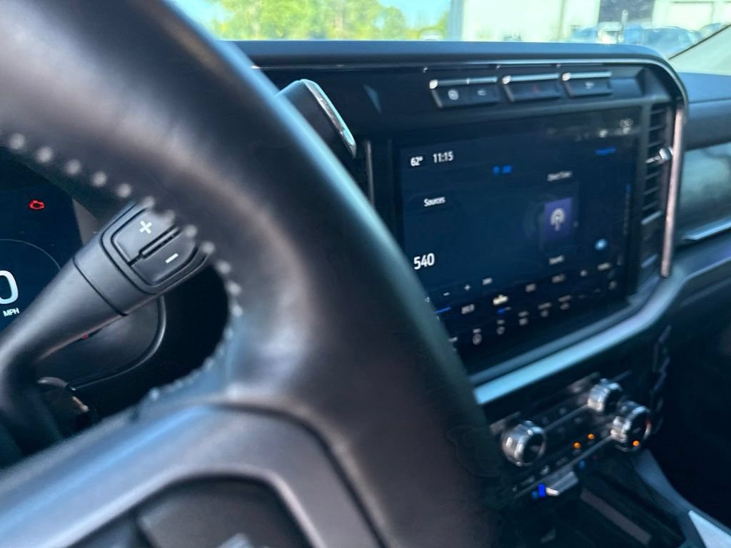 Used 2024 Ford F250 Lariat w/ Sport Appearance Package AWD/4WD image 31