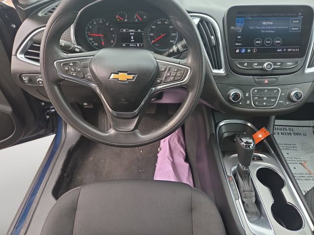 Used 2019 Chevrolet Malibu LT w/ Driver Confidence Package II image 10