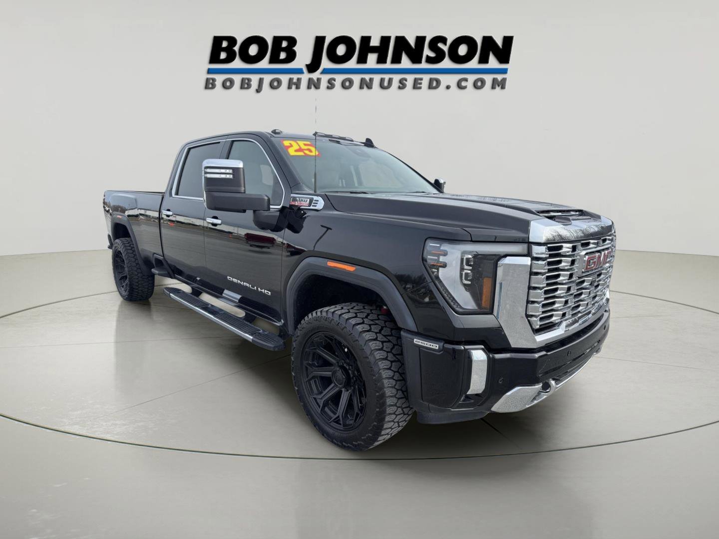 Used 2025 GMC Sierra 2500 Denali image 4