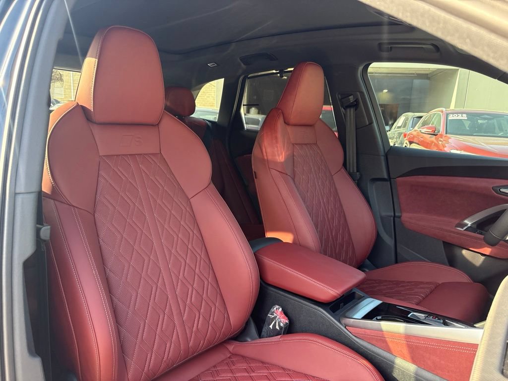 New 2026 Audi SQ5 Premium Plus AWD/4WD image 16