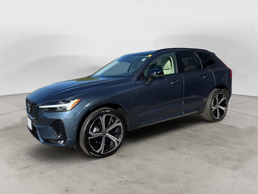 Certified 2024 Volvo XC60 B5 Ultimate w/ Protection Package Premier AWD/4WD image 2