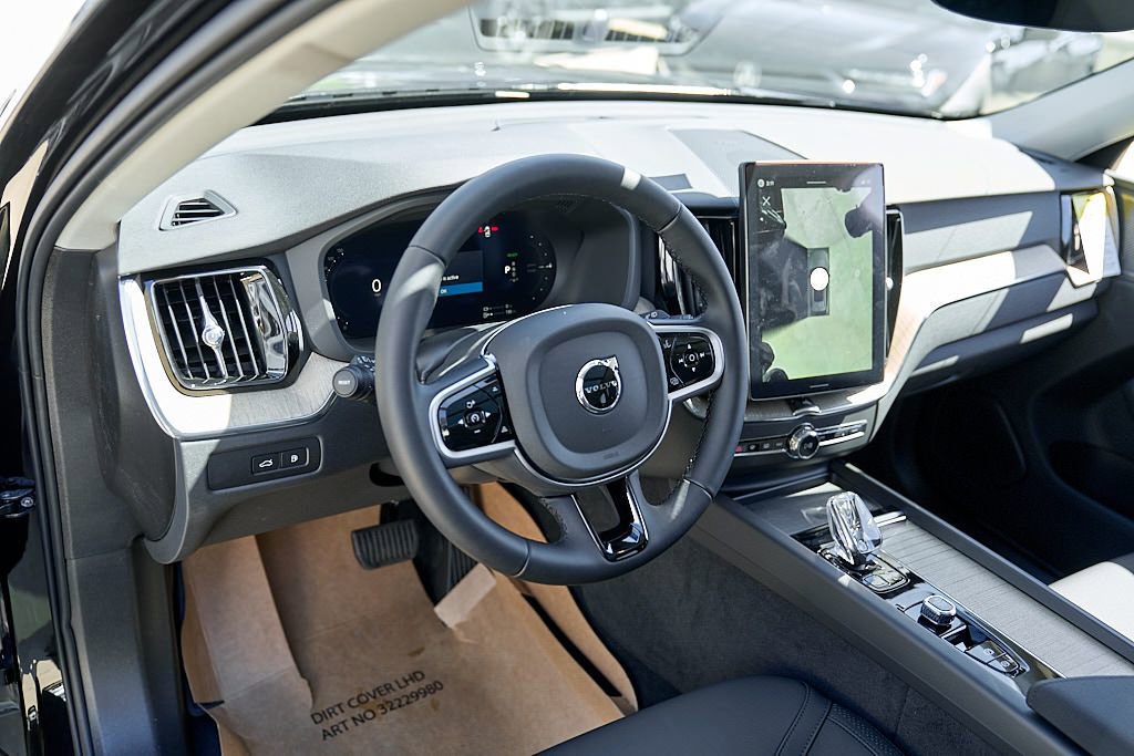 New 2026 Volvo XC60 T8 Plus w/ Climate Package AWD/4WD image 13