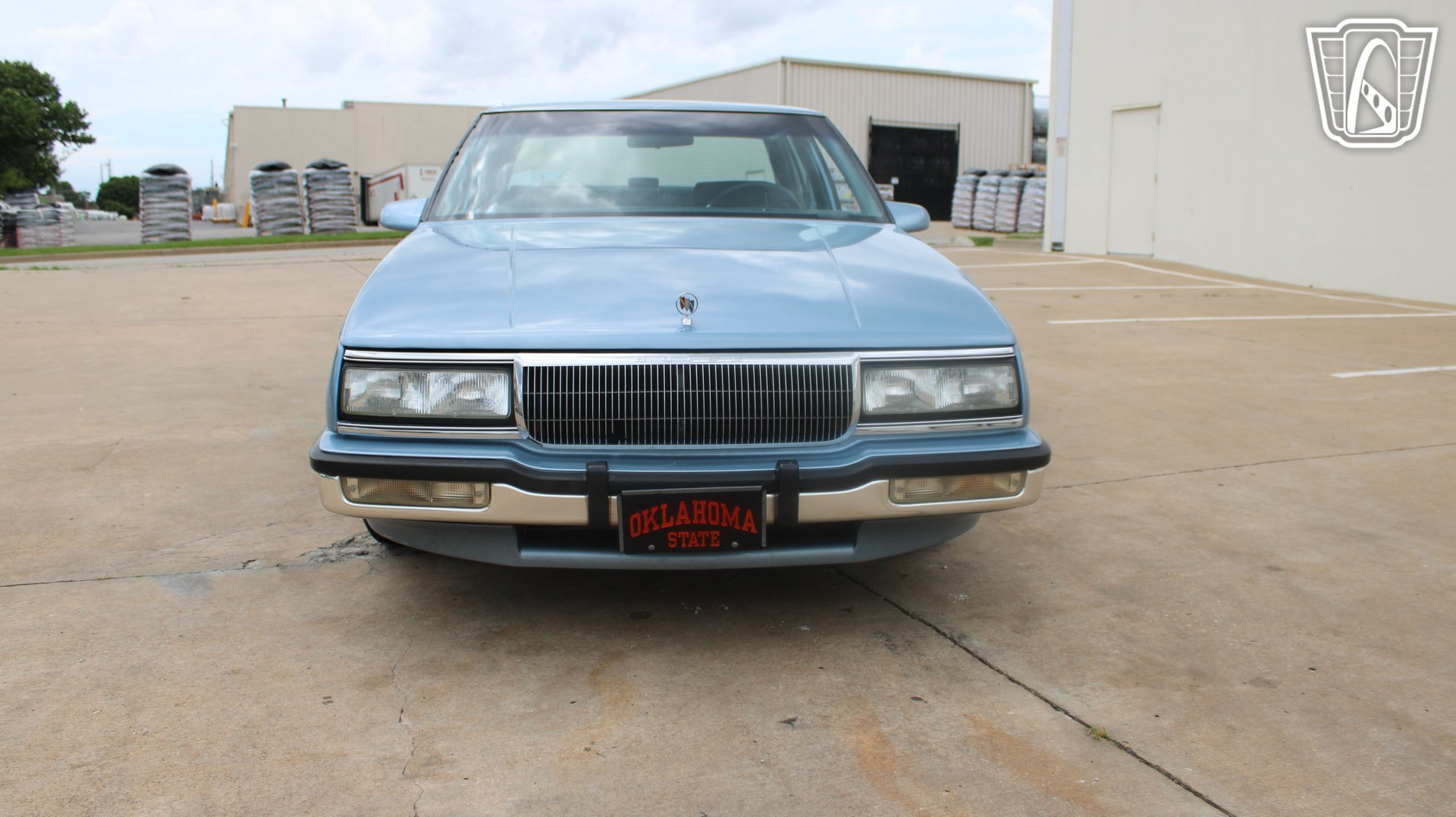 Used 1990 Buick Le Sabre Custom FWD image 3