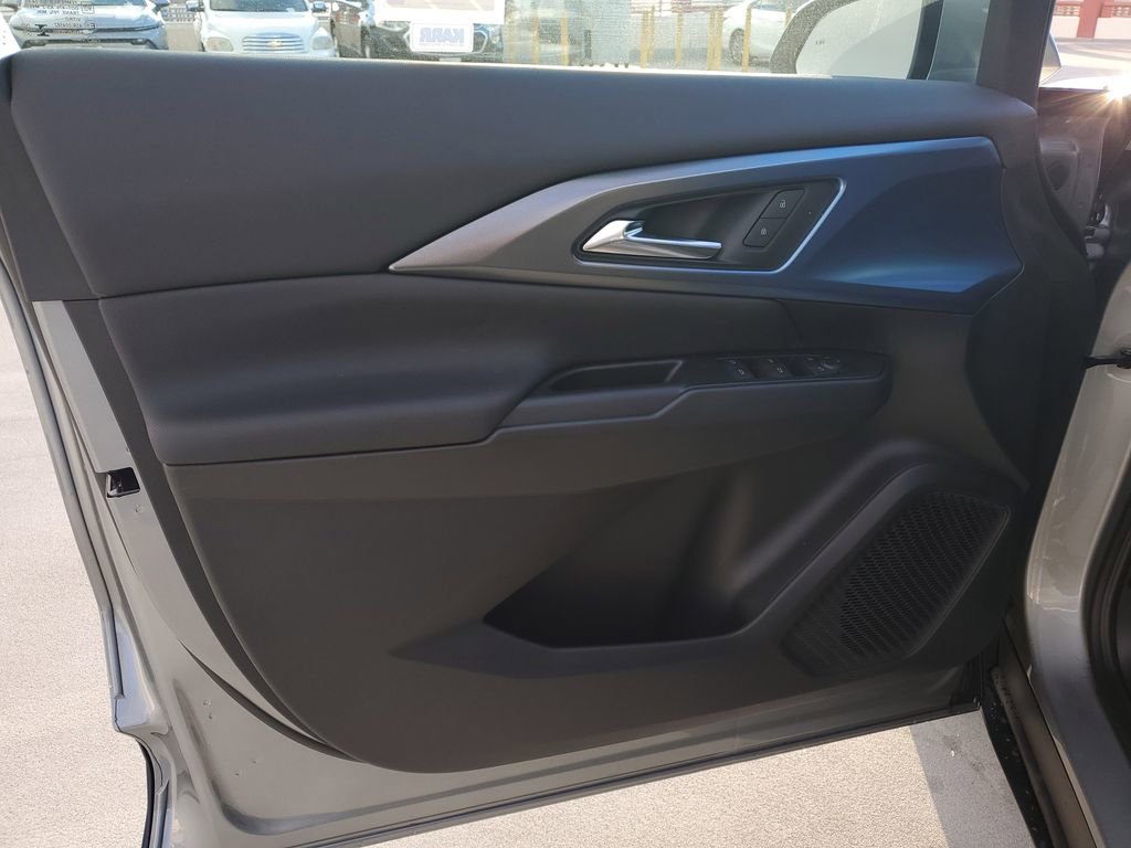 New 2026 Chevrolet Equinox EV LT image 19