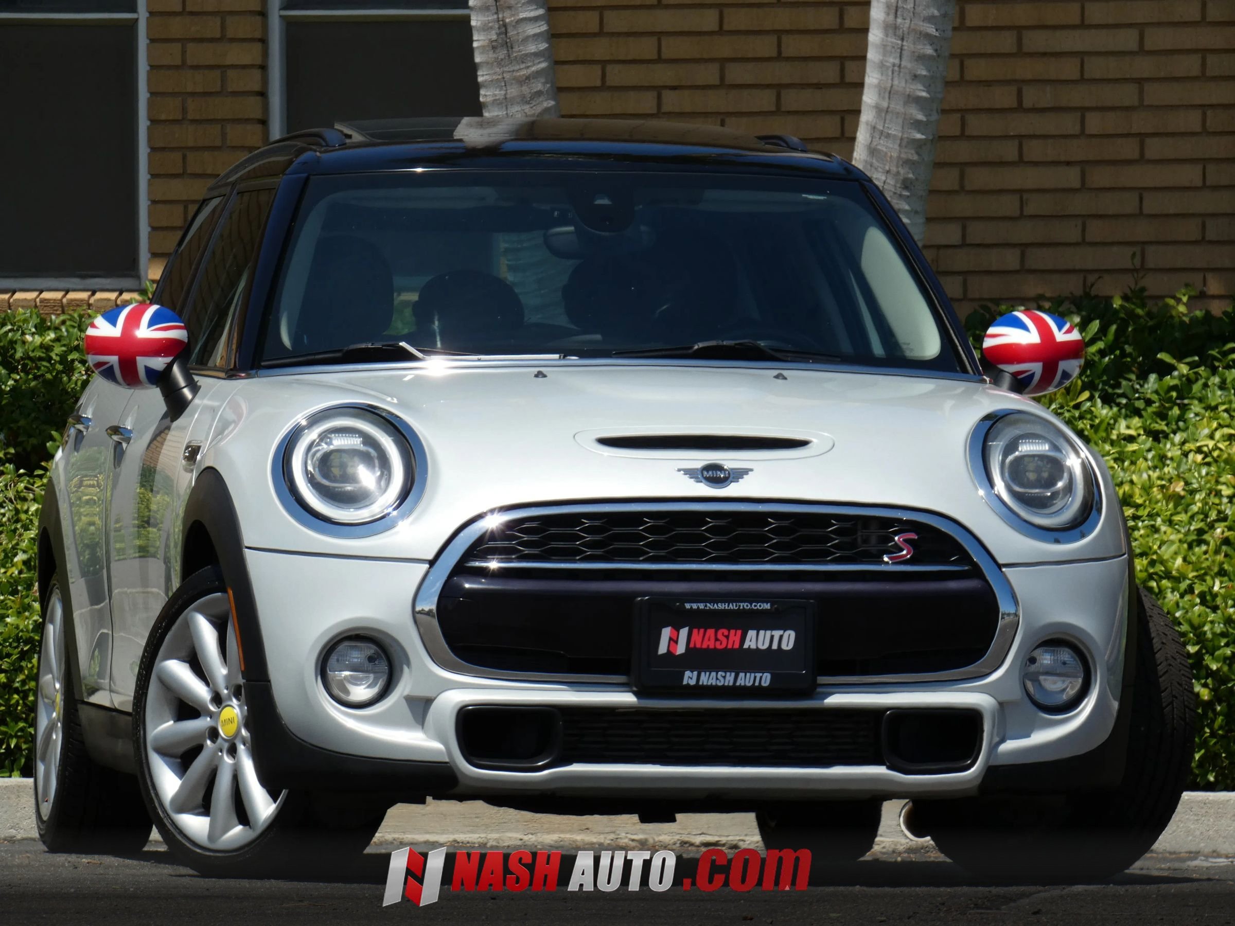 Used 2019 MINI Cooper S FWD image 1