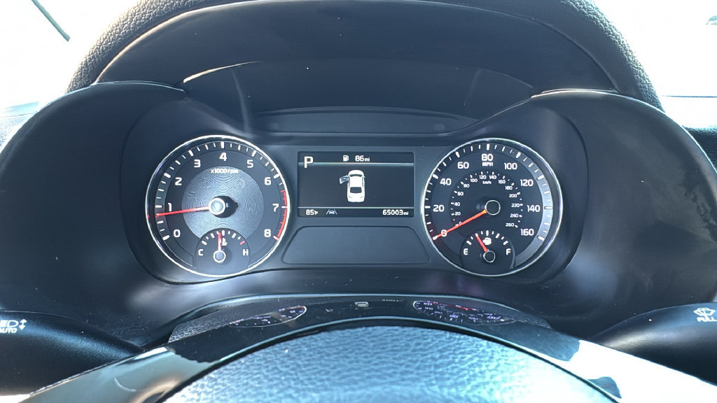 Used 2023 Kia Forte LXS FWD image 32