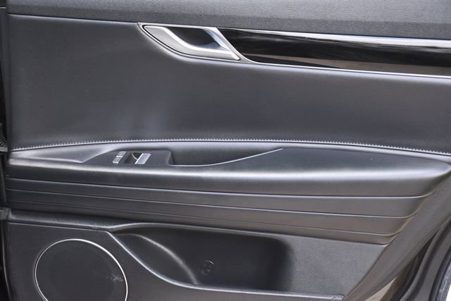 Used 2023 Genesis G80 2.5T image 31