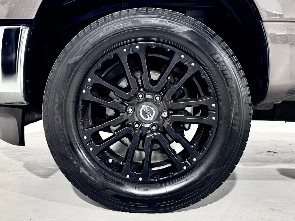 Used 2016 Nissan Titan SL image 30