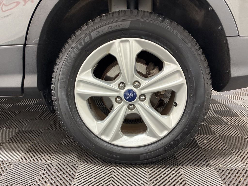 Used 2016 Ford Escape SE w/ Equipment Group 201A AWD/4WD image 34