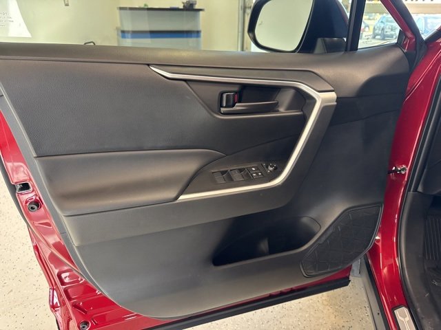 New 2025 Toyota RAV4 LE image 15