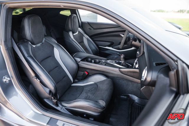 Used 2020 Chevrolet Camaro SS RWD image 78