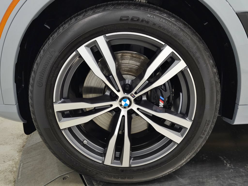 Used 2026 BMW X7 M60i AWD/4WD image 14